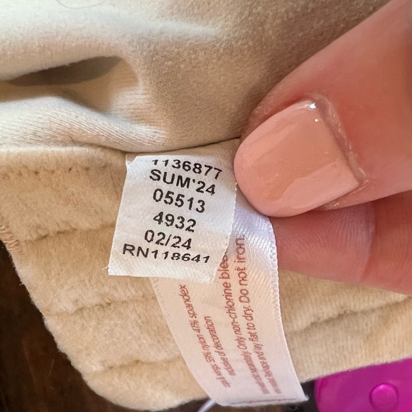 Cacique Women's Cream Full-Coverage Bra, lightly lined, size 42F, GUC - Picture 4 of 6